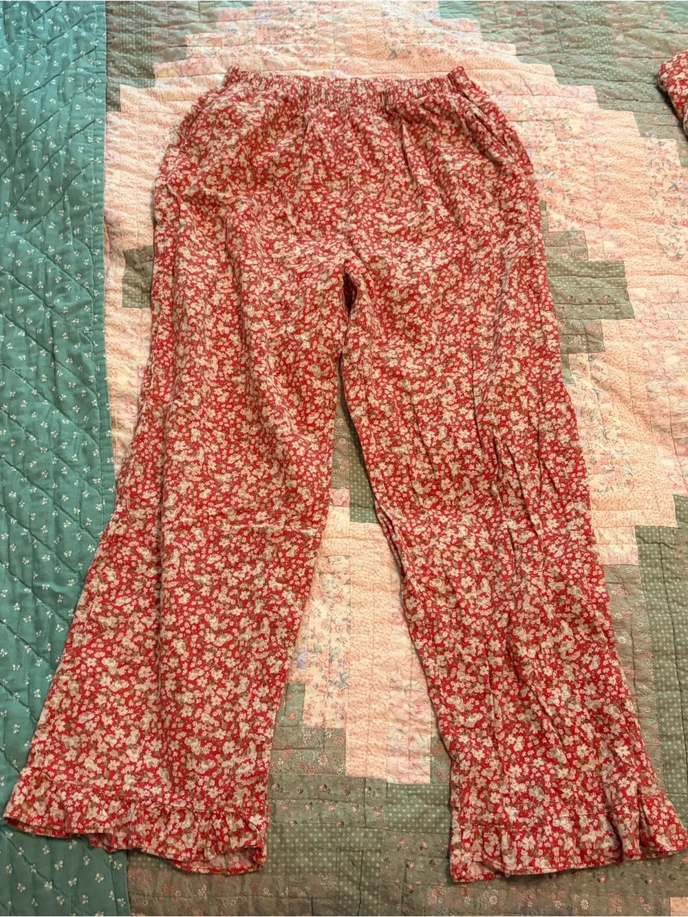 Floral Red Women’s Pajama Set with Lace Trim